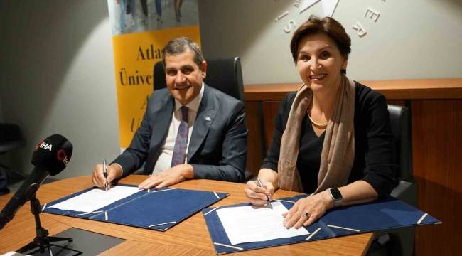 İstanbul Atlas Üniversitesi ve ABD Redlands Üniversitesi bilimsel iş birliği protokolü imzaladı