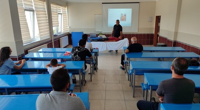 Simav'da "Lumbar Bölge Tedavisi" konulu workshop çalışması