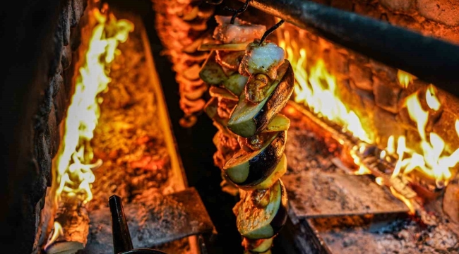 Tokat kebabını tavukla denedi, hem tadı hem fiyatı memnun etti